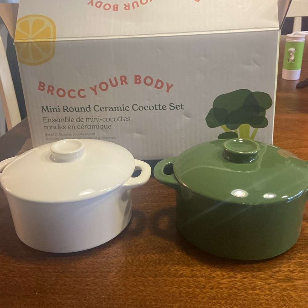 Brocc Your Body cocotte set